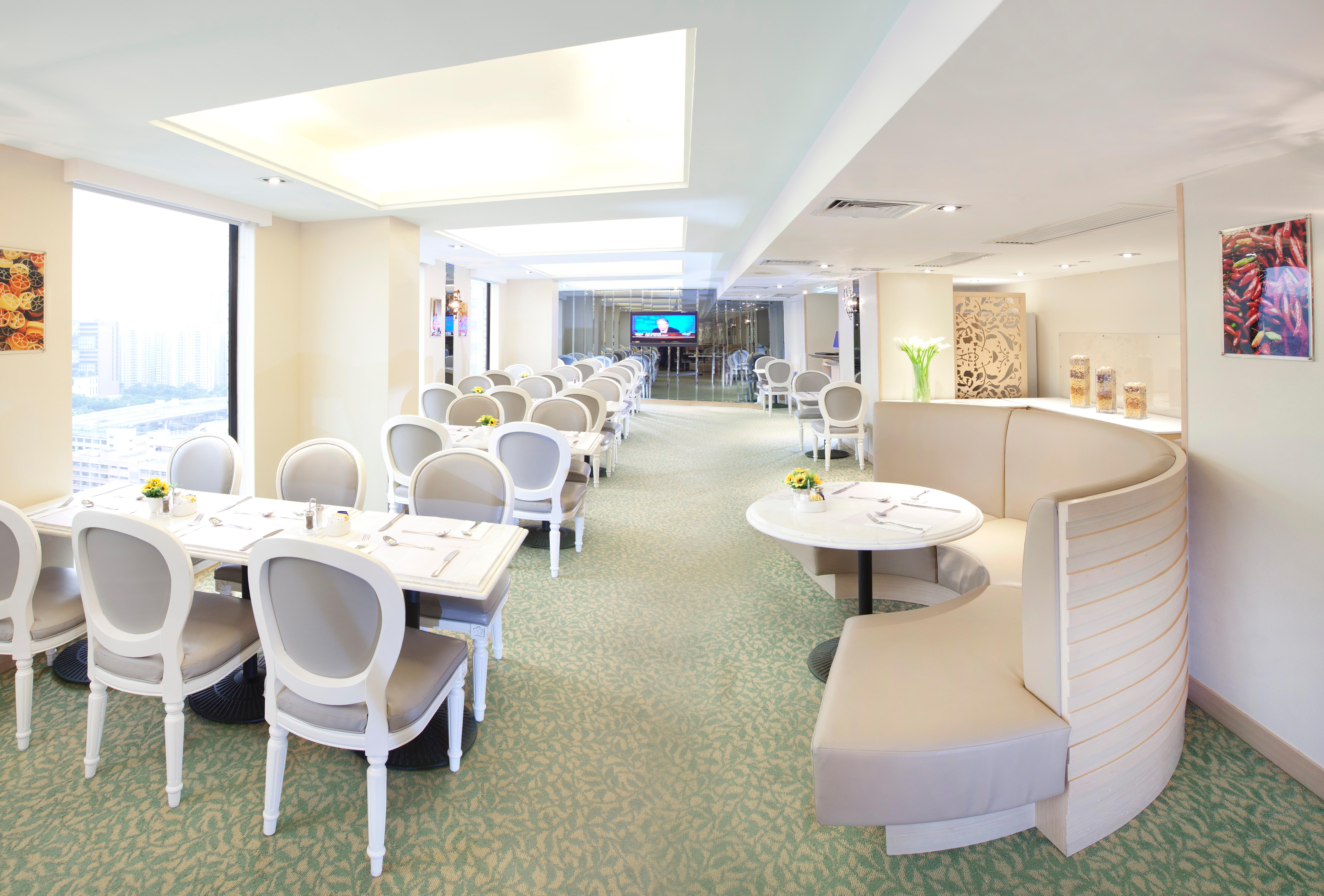 Silka Seaview Hotel Гонконг Экстерьер фото