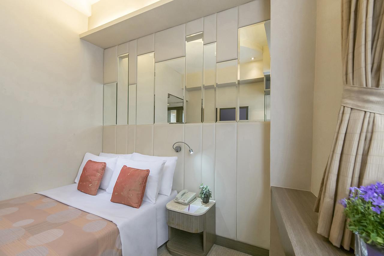 Silka Seaview Hotel Гонконг Экстерьер фото