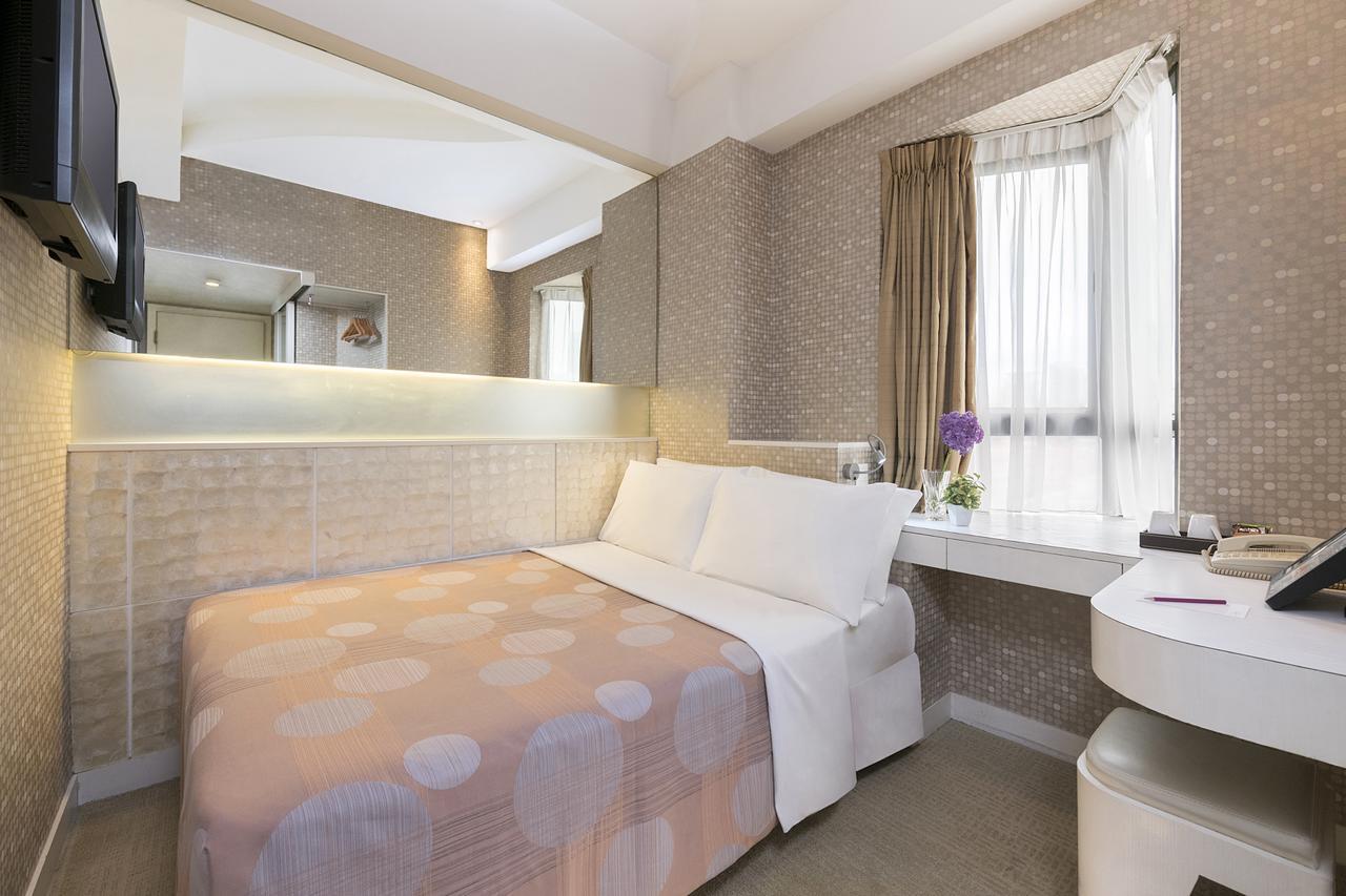 Silka Seaview Hotel Гонконг Экстерьер фото